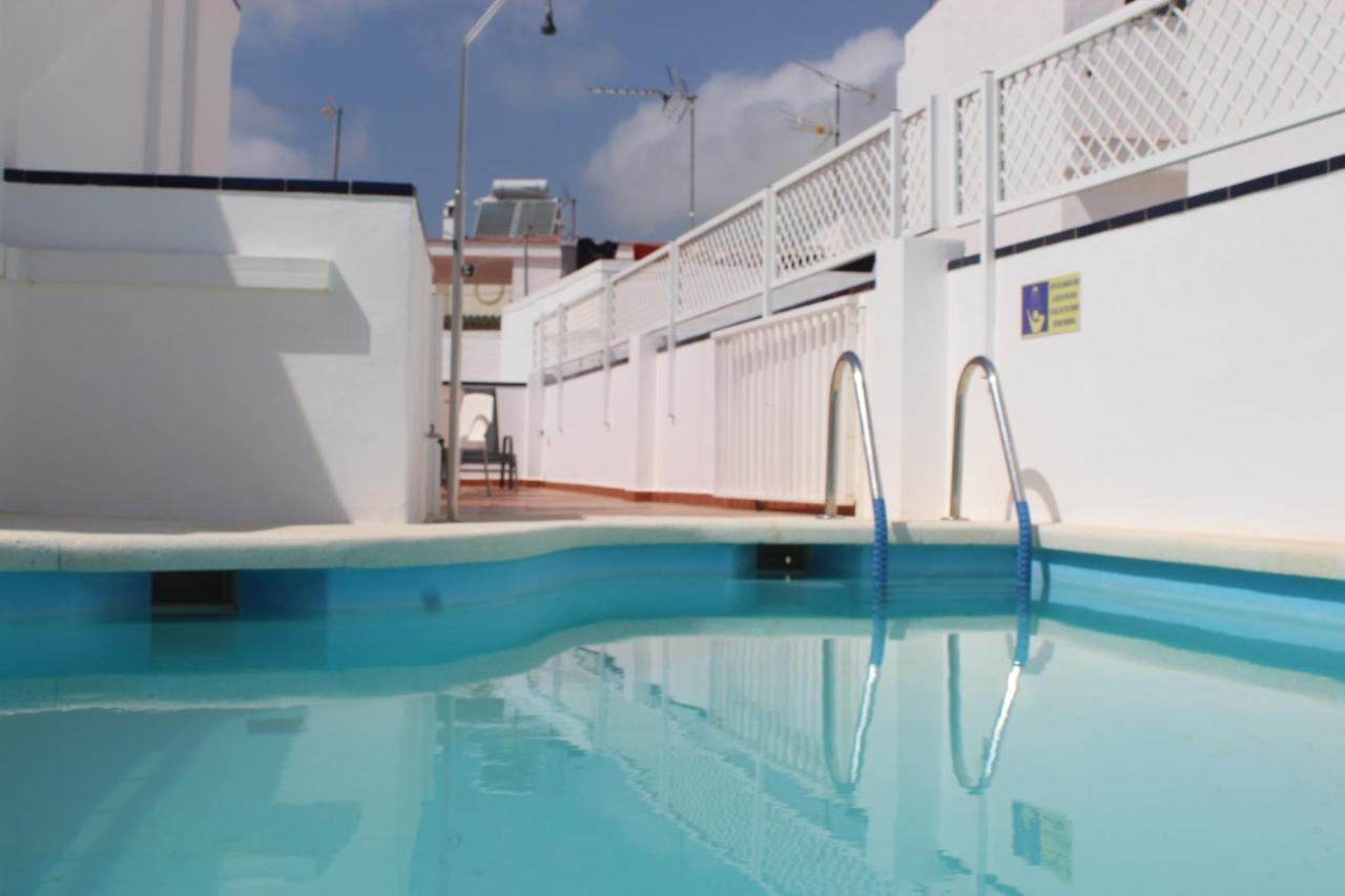 Apartamentos Alan Nerja Exterior photo