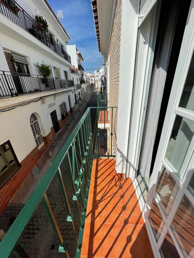 Apartamentos Alan Nerja Exterior photo