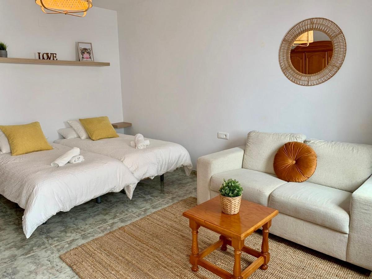 Apartamentos Alan Nerja Exterior photo