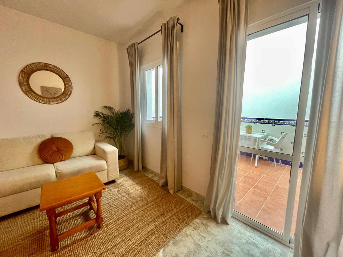 Apartamentos Alan Nerja Exterior photo