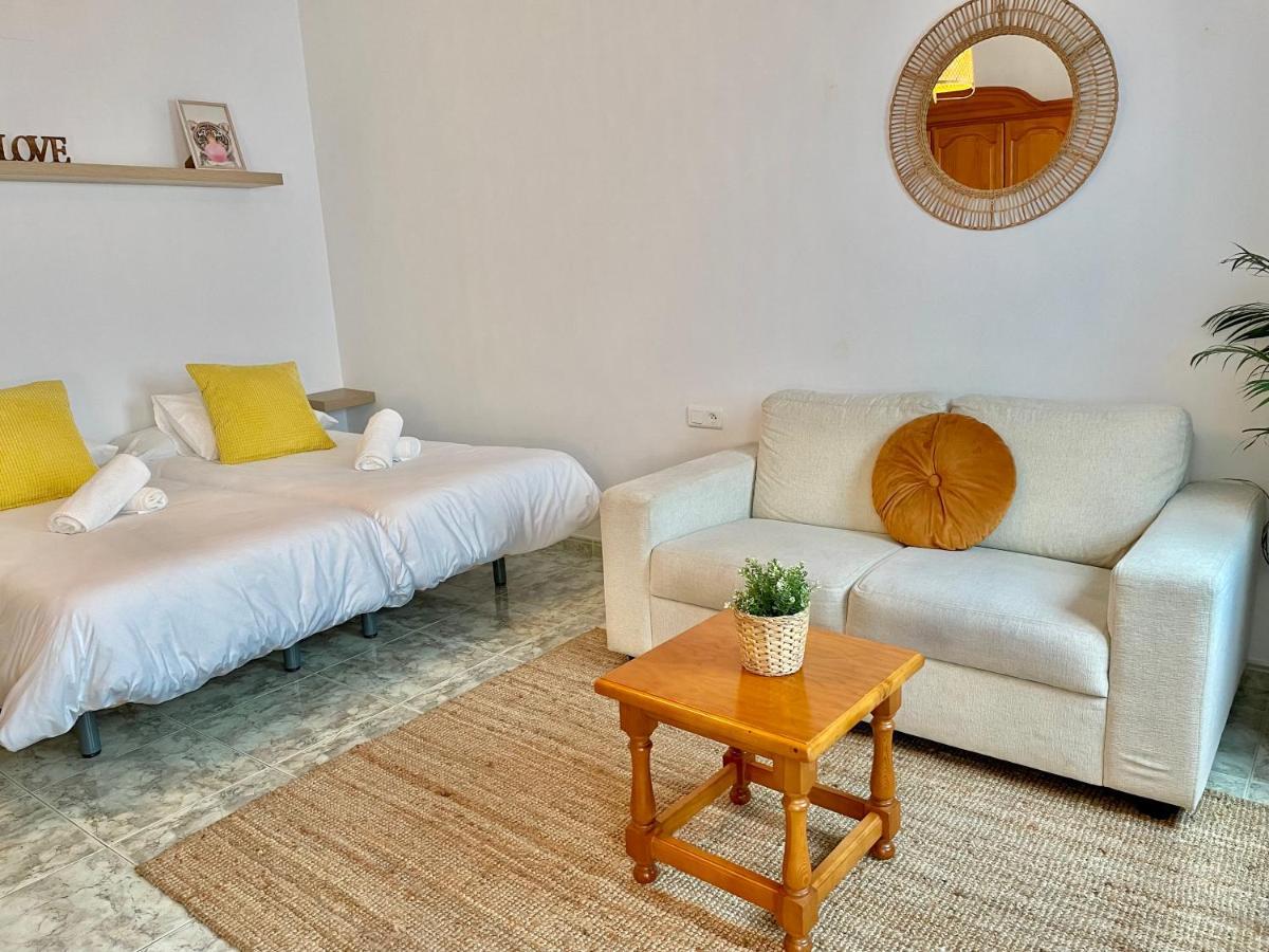 Apartamentos Alan Nerja Exterior photo