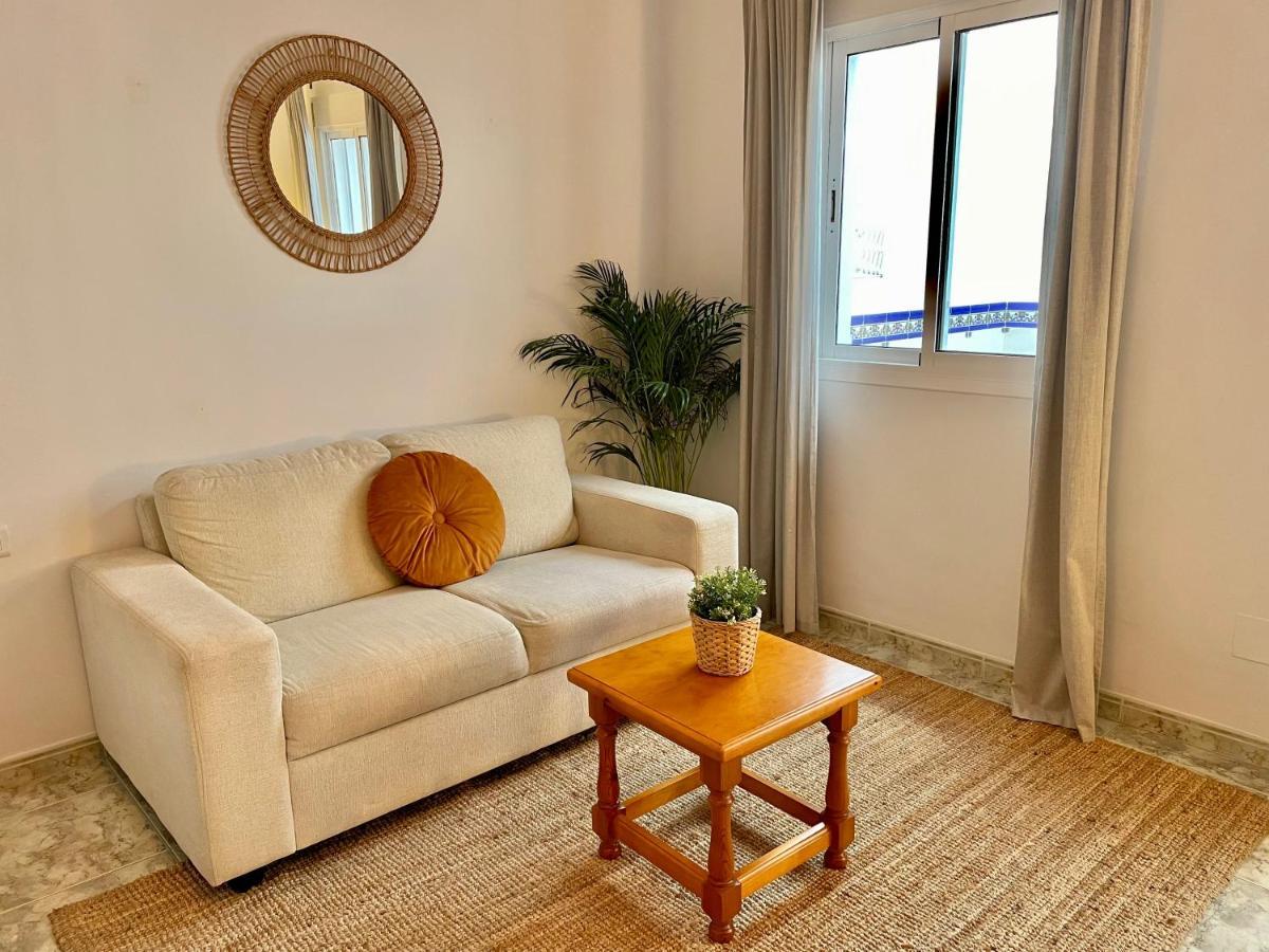 Apartamentos Alan Nerja Exterior photo