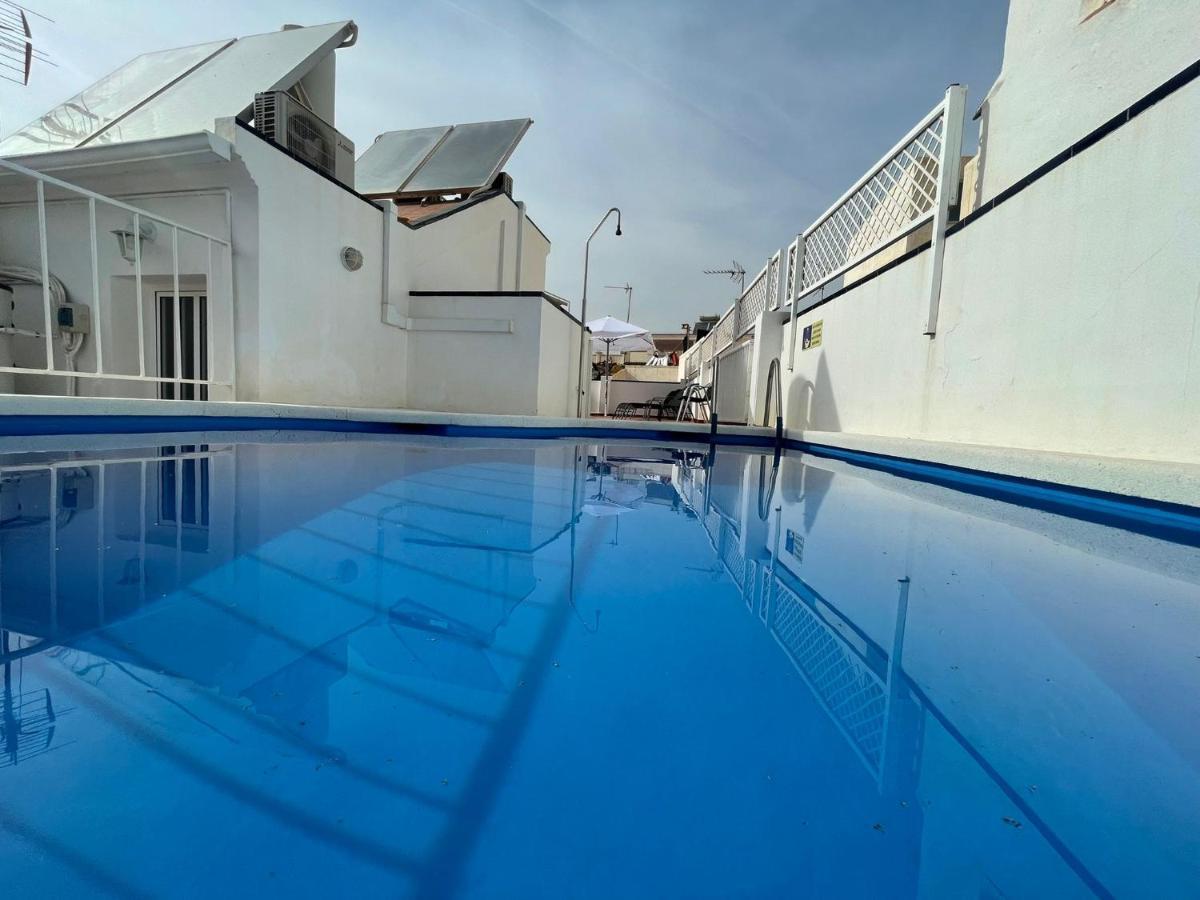 Apartamentos Alan Nerja Exterior photo