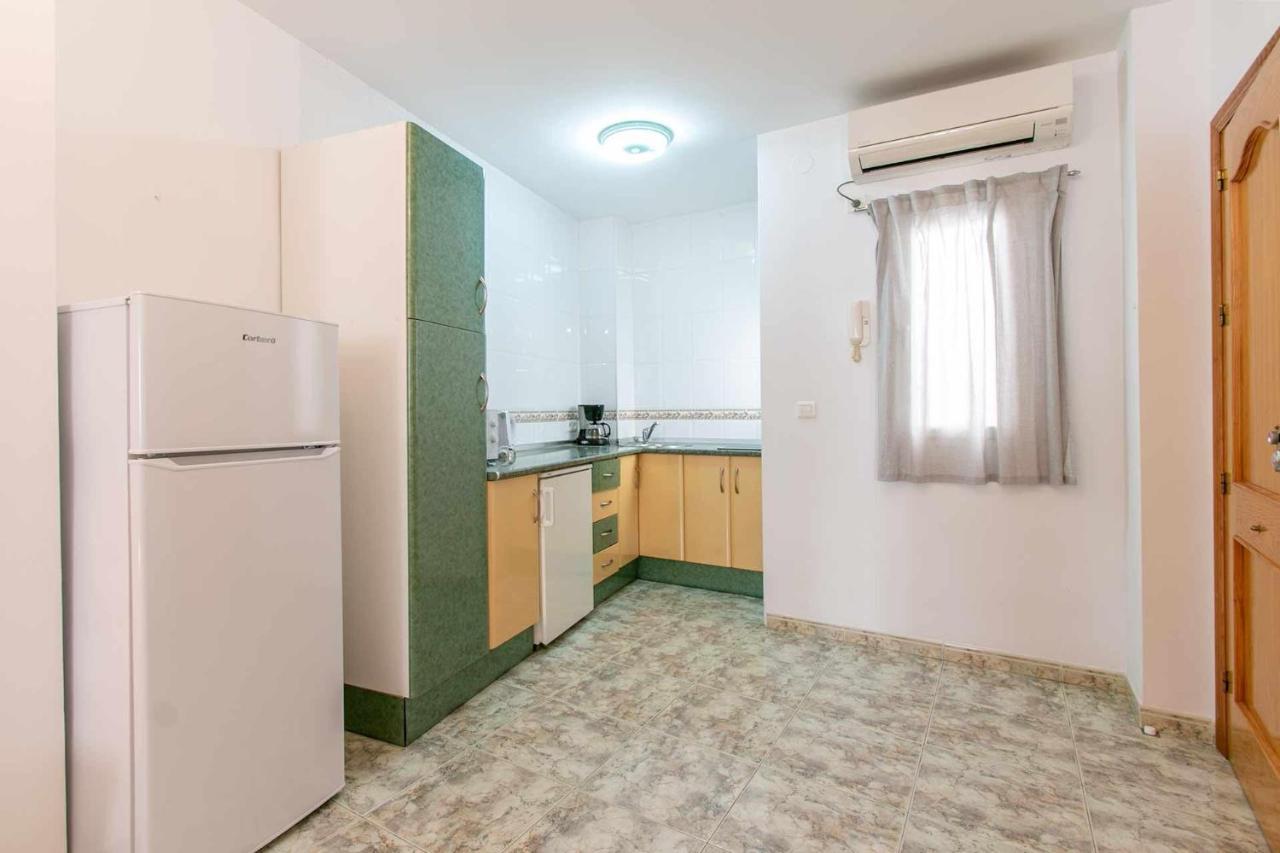 Apartamentos Alan Nerja Exterior photo